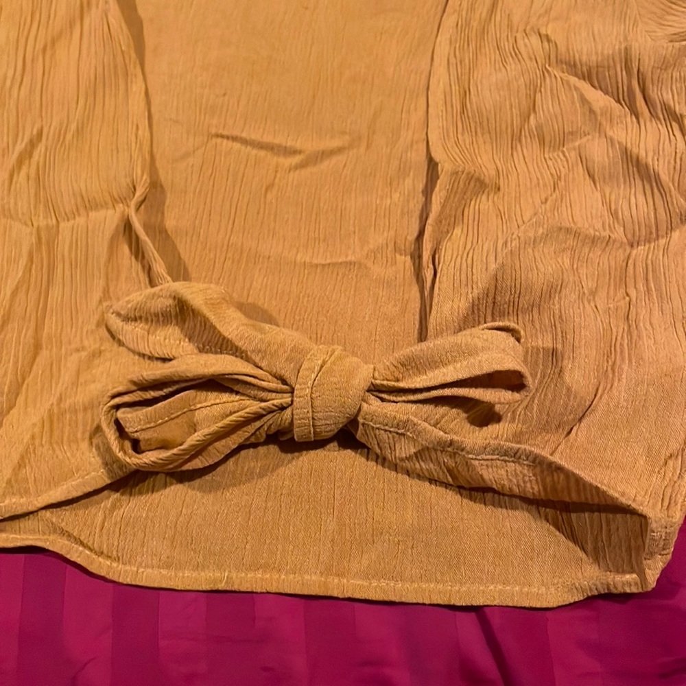 Crop tie tops